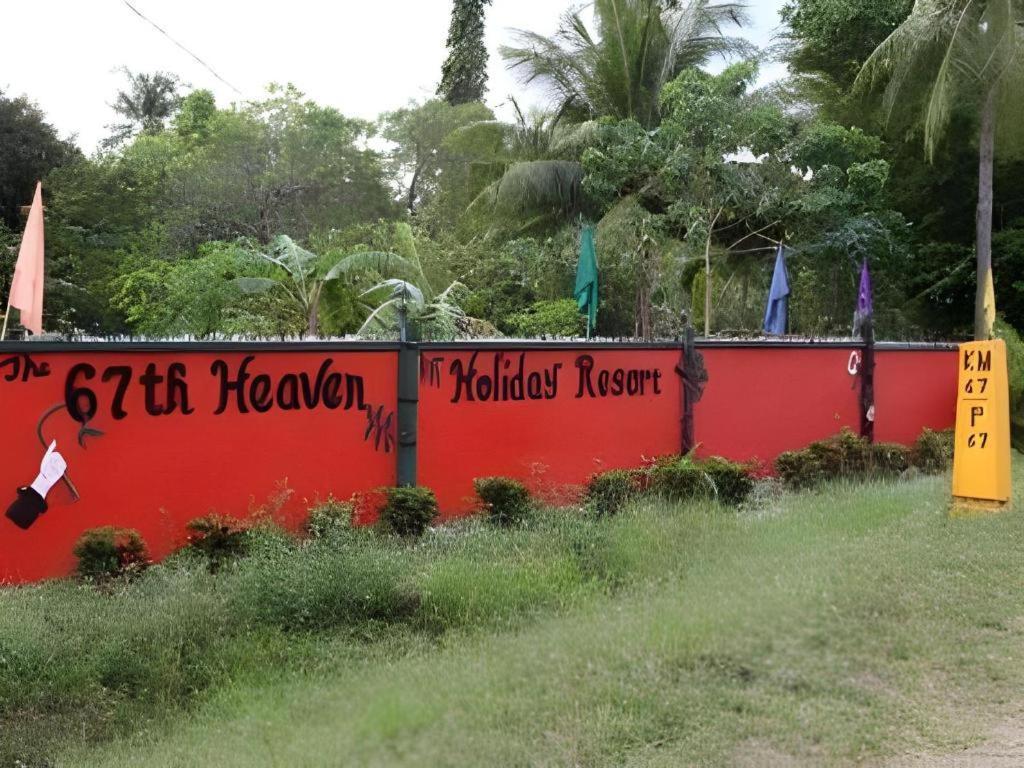 67Th Heaven Holiday Resort Lucbuan Ngoại thất bức ảnh